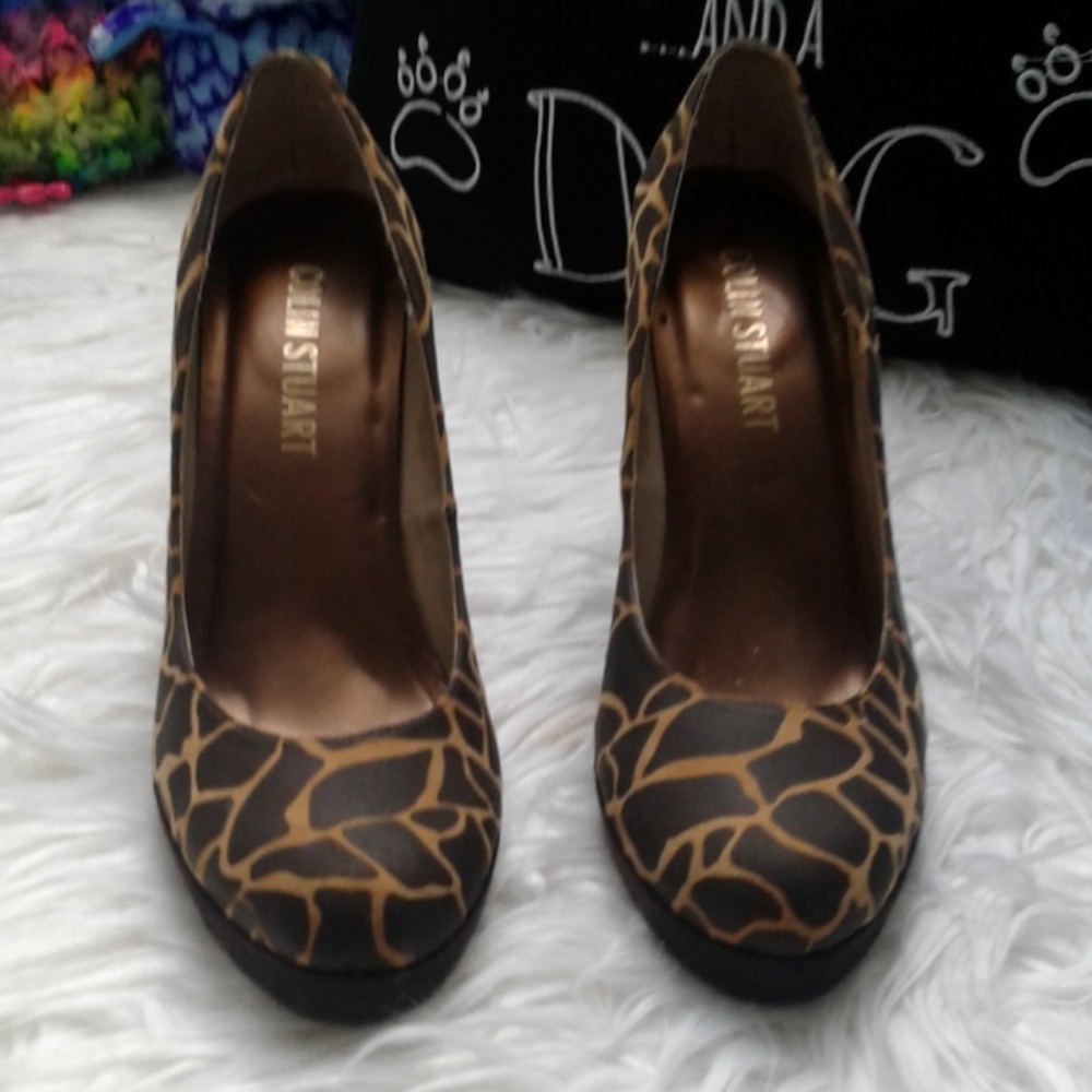 Giraffe print suede high heel 4 1/2 "